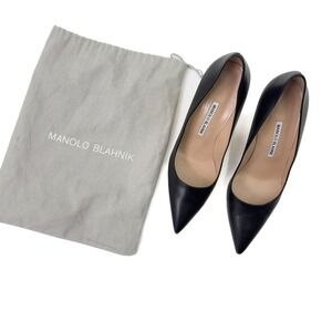 Manolo Blahnik Black Leather‎ Pointed-Toe Pumps w/ Dust Bag - size 41 (10/10.5)